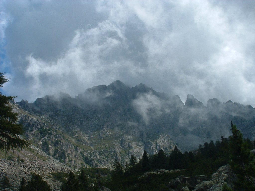 Itinerari per pochi (o quasi): monte Aviolo